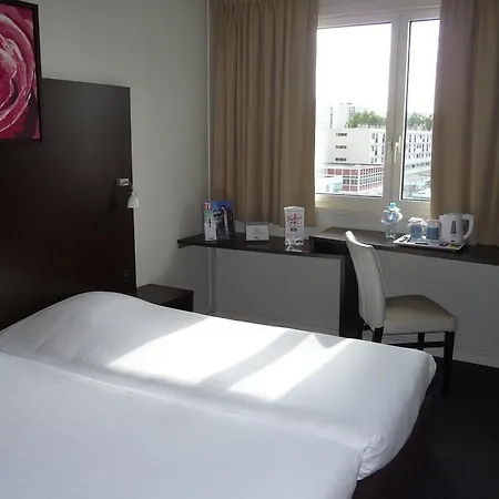 Ibis Styles Massy Opera Hotel