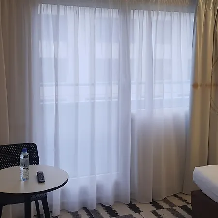 Ibis Styles Massy Opera 3*