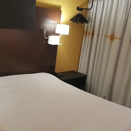 Ibis Styles Massy Opera Hotel