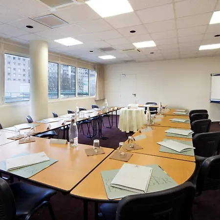Ibis Styles Opera מאסי