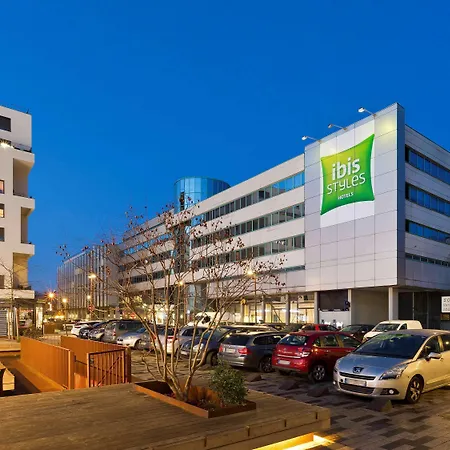 Ibis Styles Opera מלון 3*