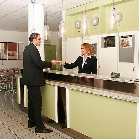 Ibis Styles Opera 3* מאסי