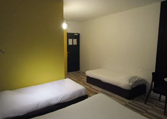 Ibis Styles Opera 3* マシー